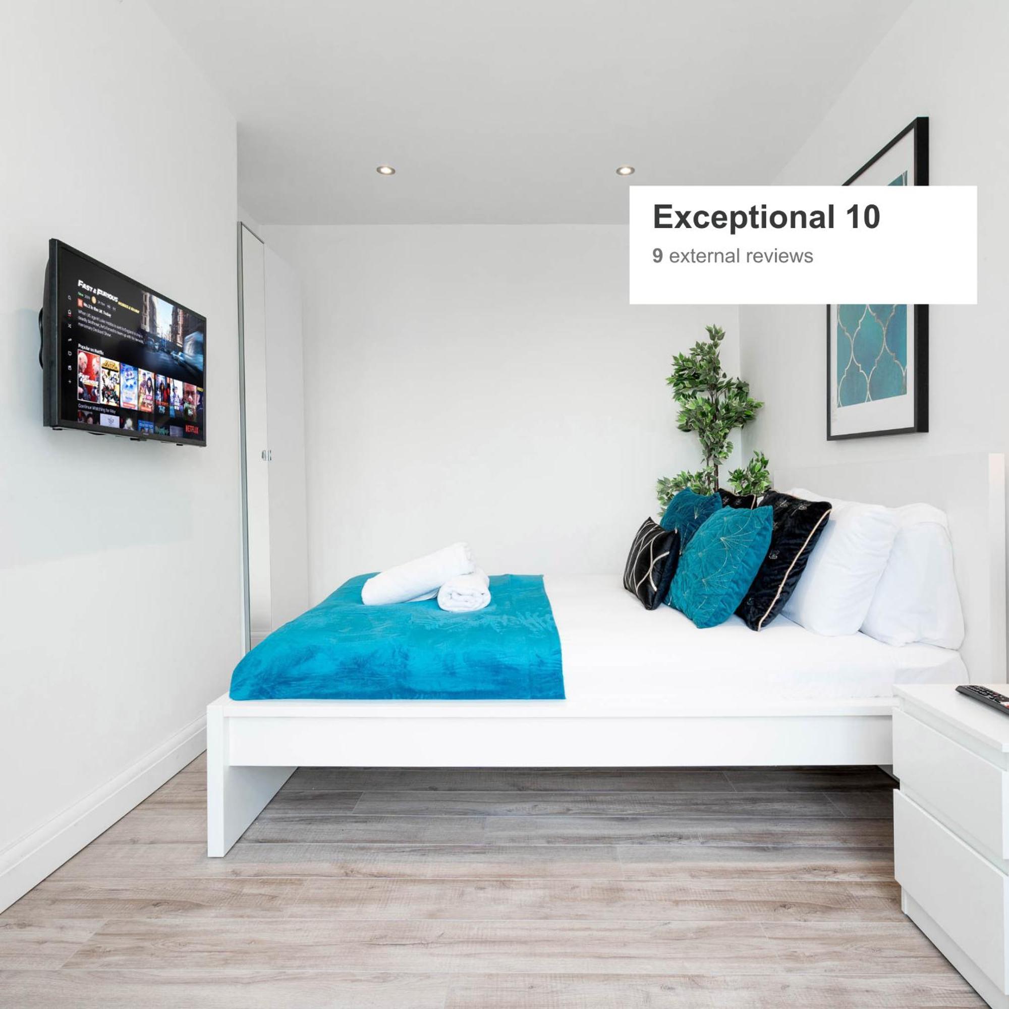4 Bedroom House - Parking & Garden - Smart Tvs - Netflix - Wifi - Top Rated - 22Cg 버밍엄 외부 사진